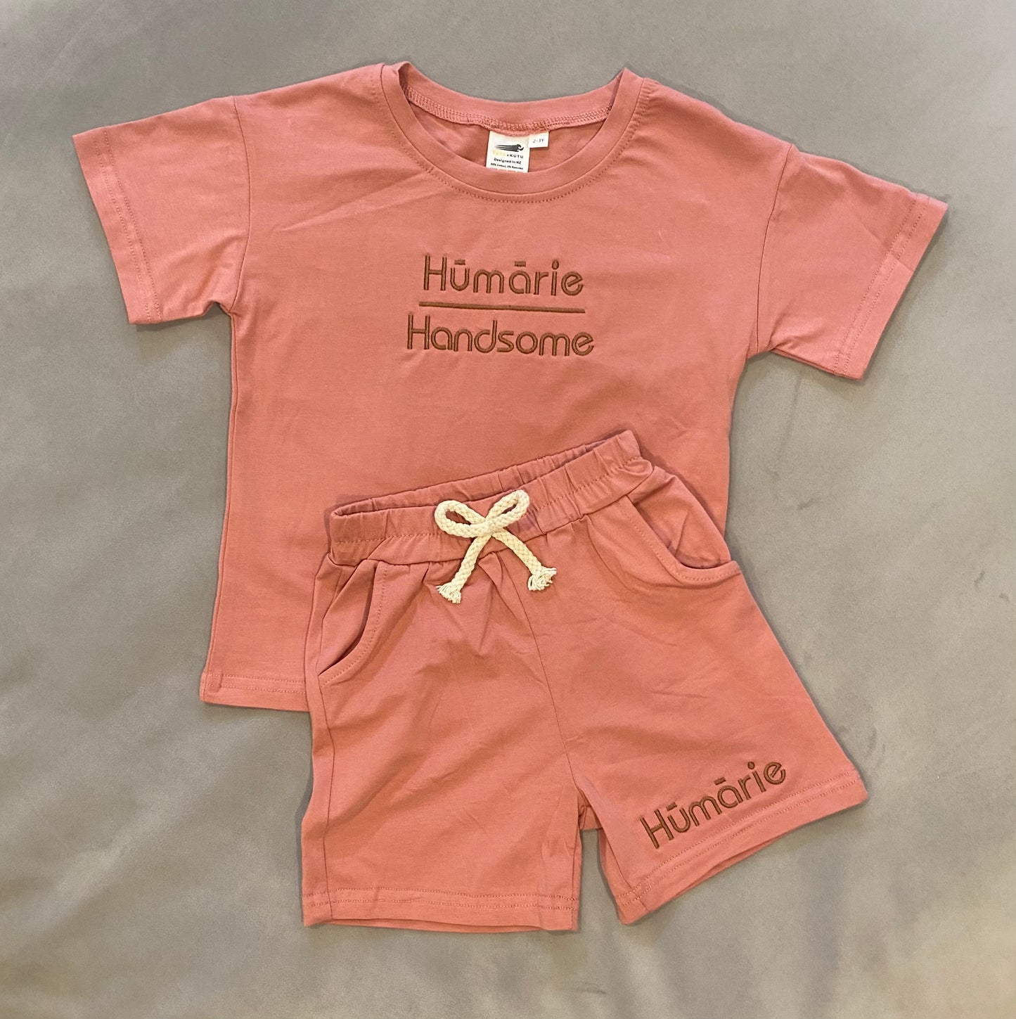 Hūmārie - Summer set